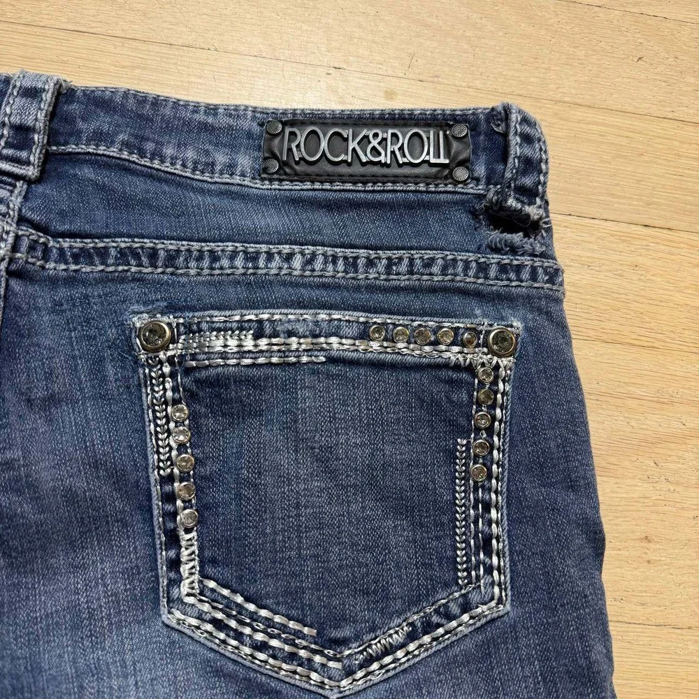 Rock and Roll Cowgirl Skinny Jeans Dark Wash Rhinestone Embellished 31x32 - Picture 2 of 7
